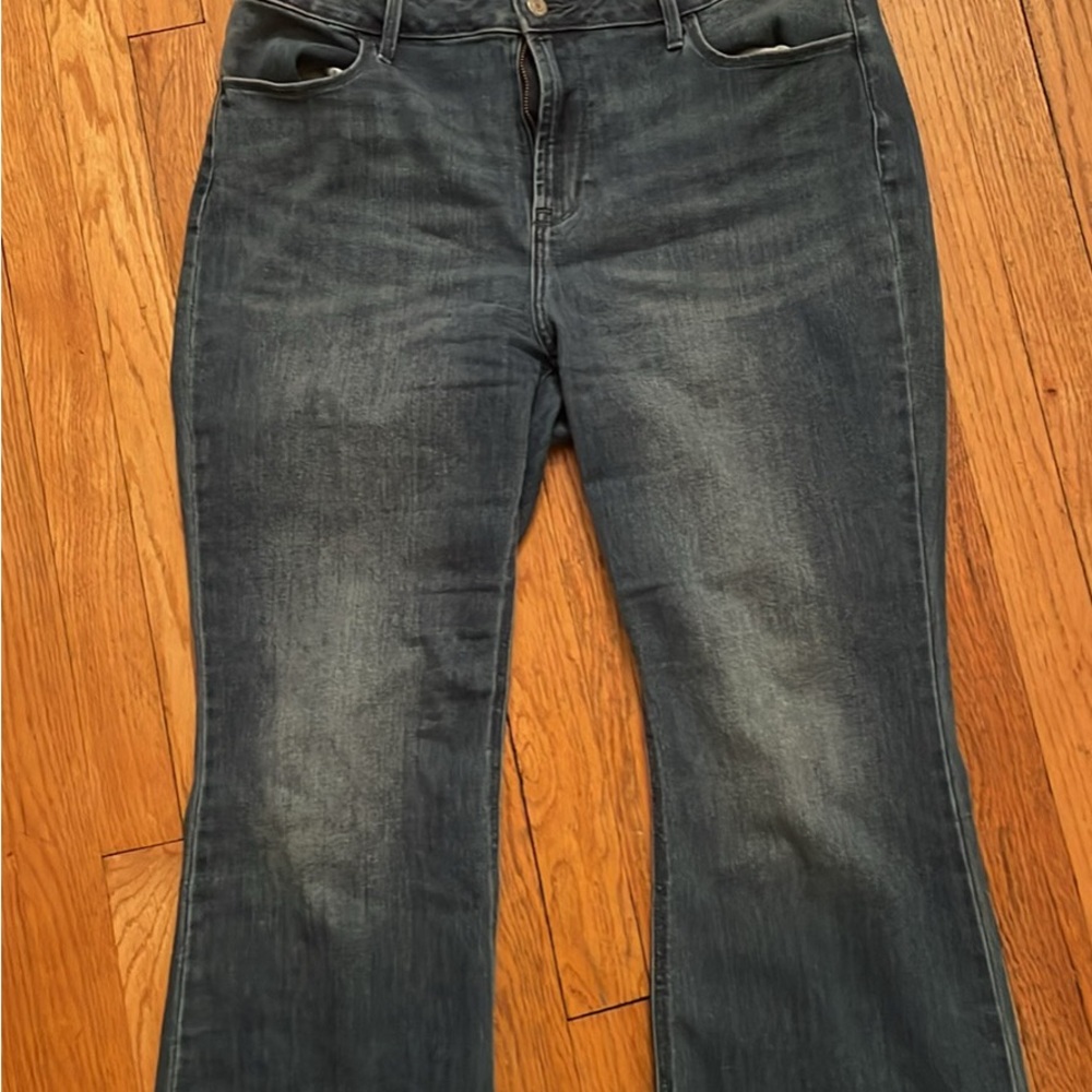 Old Navy High Rise WOW Flare Jeans